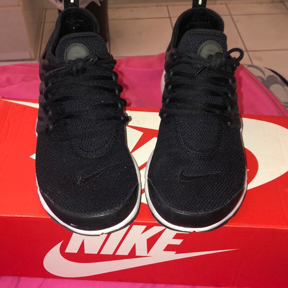 Nike air presto sneakers size 7